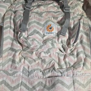 Ergobaby Chevron Carrier in Pink and Gray
